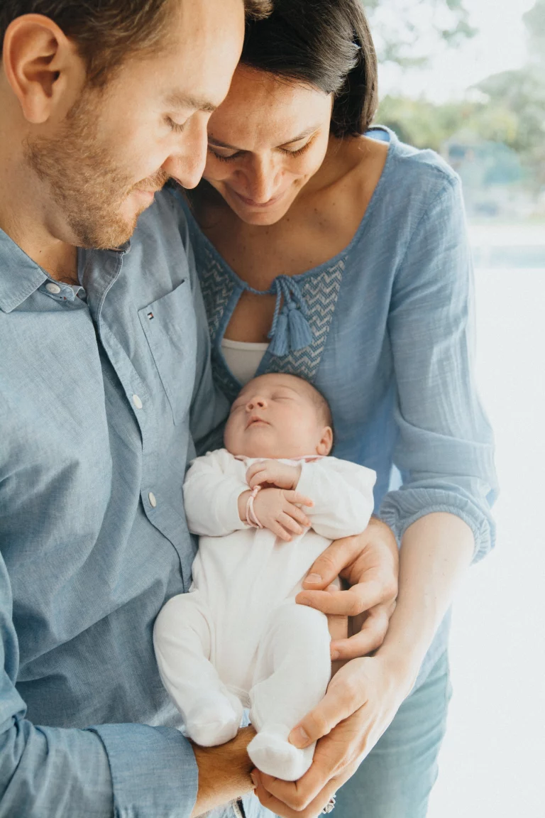 photographe, maternité, bébé, naissance, domicile, maison, famille, provence, var,